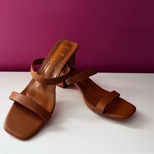 Lulu Fallyn Naked Mocha Mules